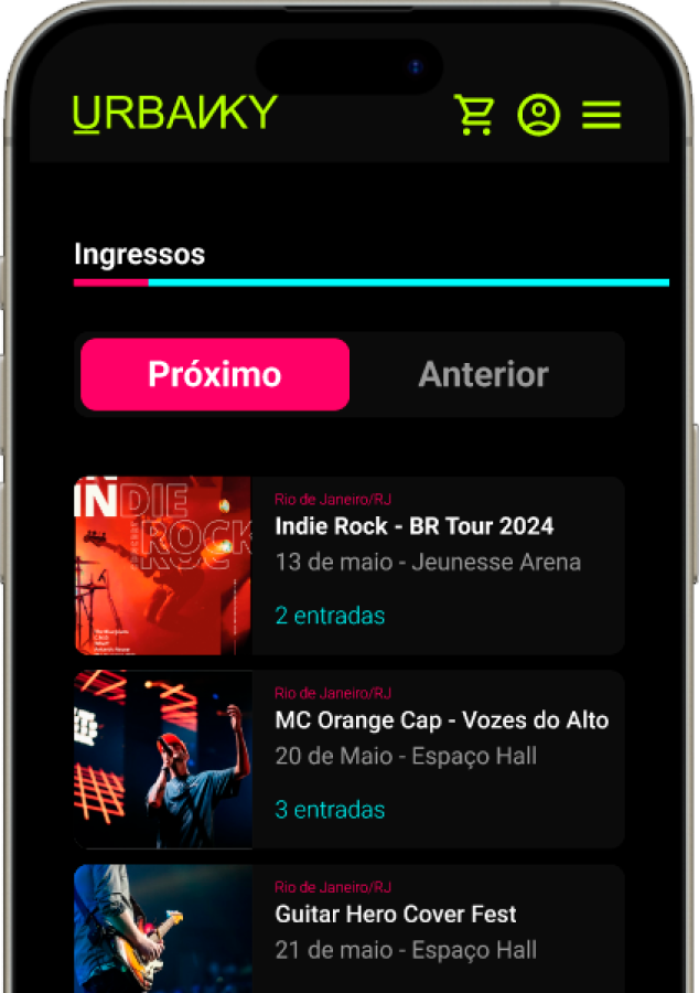 Celular com os ingressos no app Urbanky